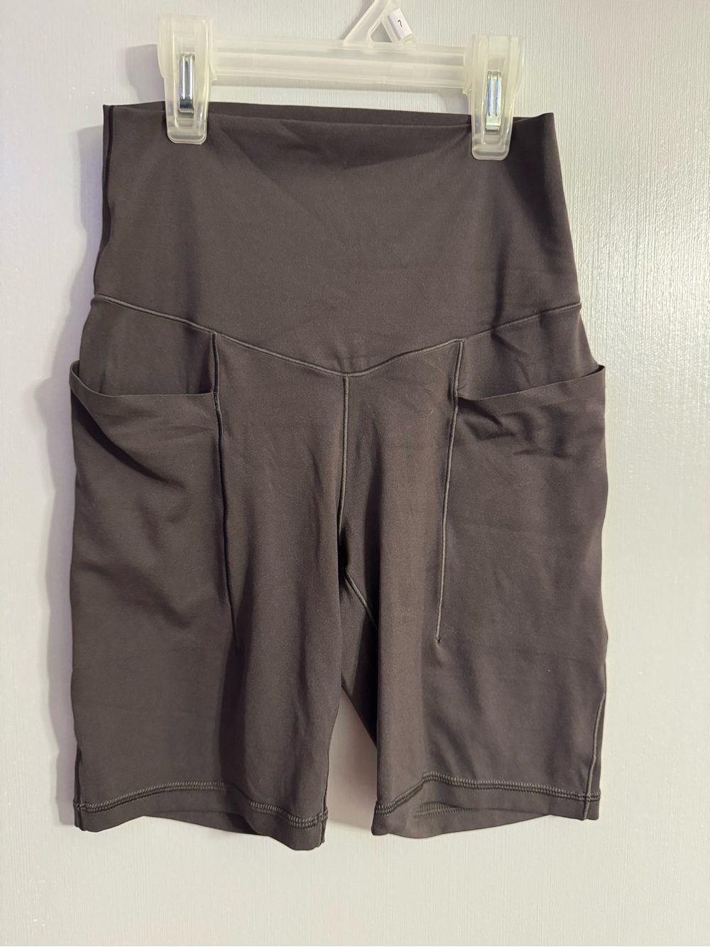 Offline by Aerie High Rise Bike Shorts with Side Pockets Size Small